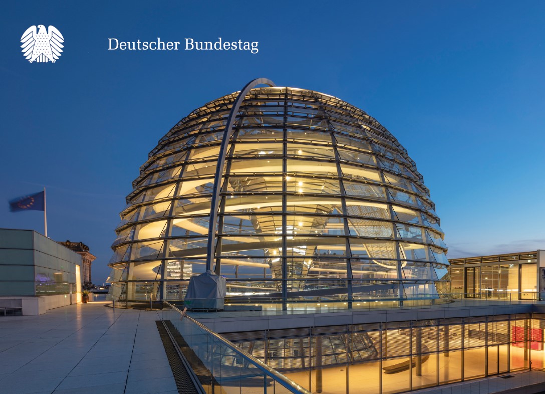 Postkarte - Kuppel und Dachterrasse des Reichstagsgebäudes